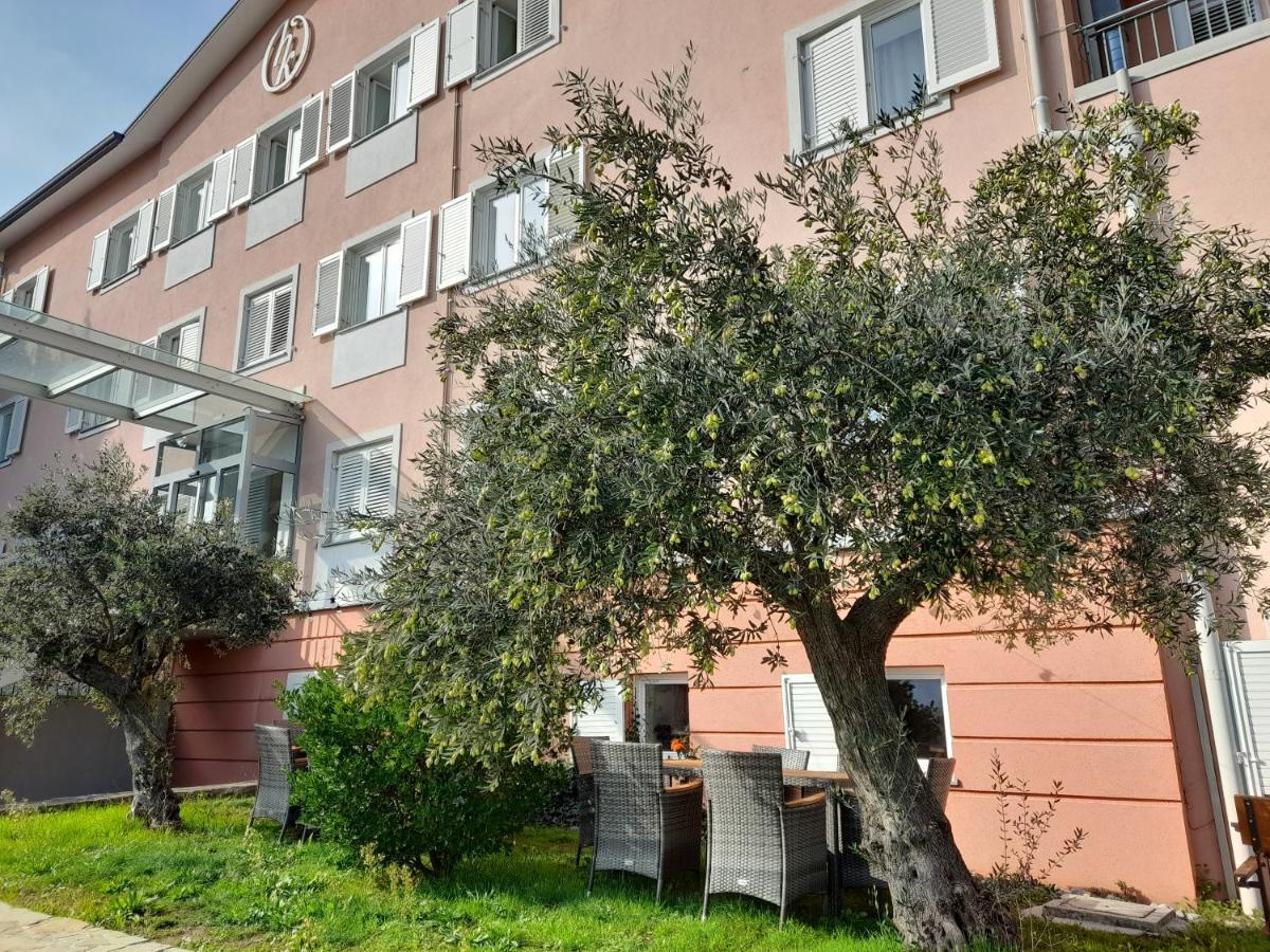 Hotel Kozana Dobrovo Exterior foto